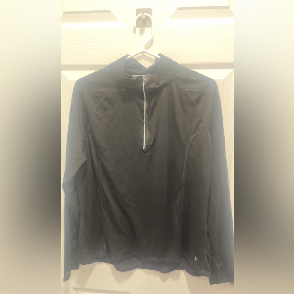 Black sports shirt